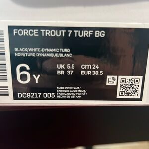 Nike, Force Trout Turf, Youth Size 6
